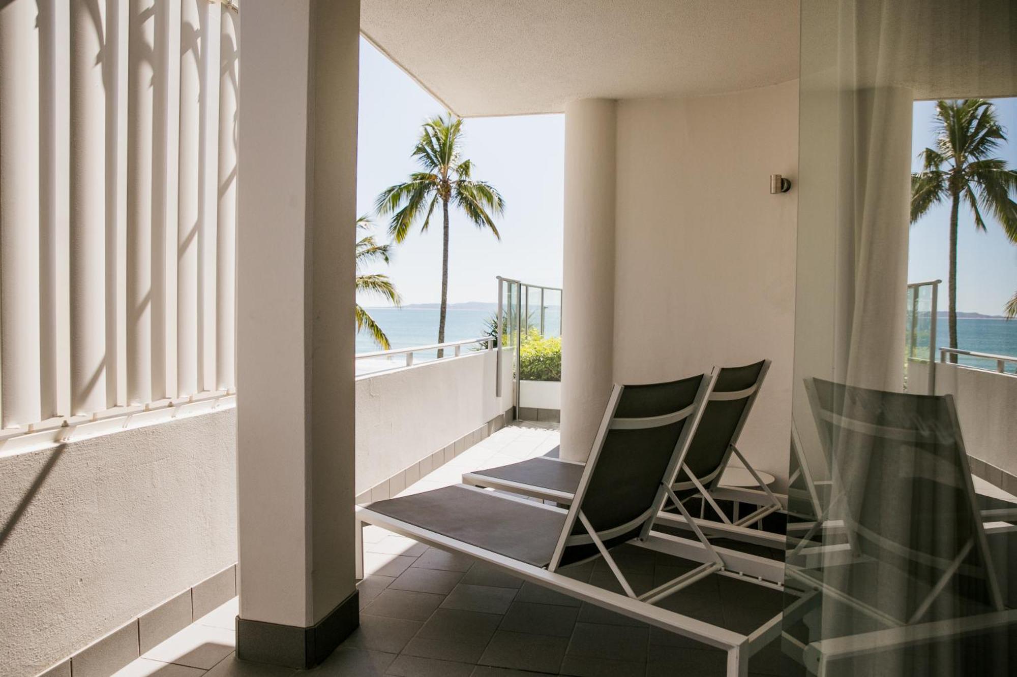 On The Beach Noosa Resort Exterior foto