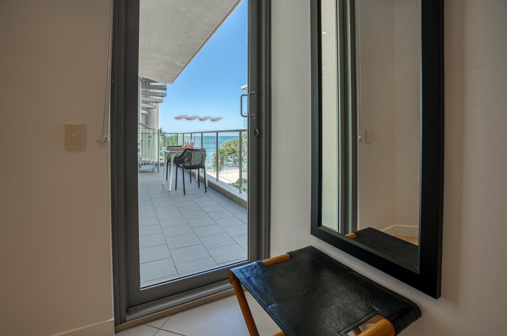 On The Beach Noosa Resort Exterior foto